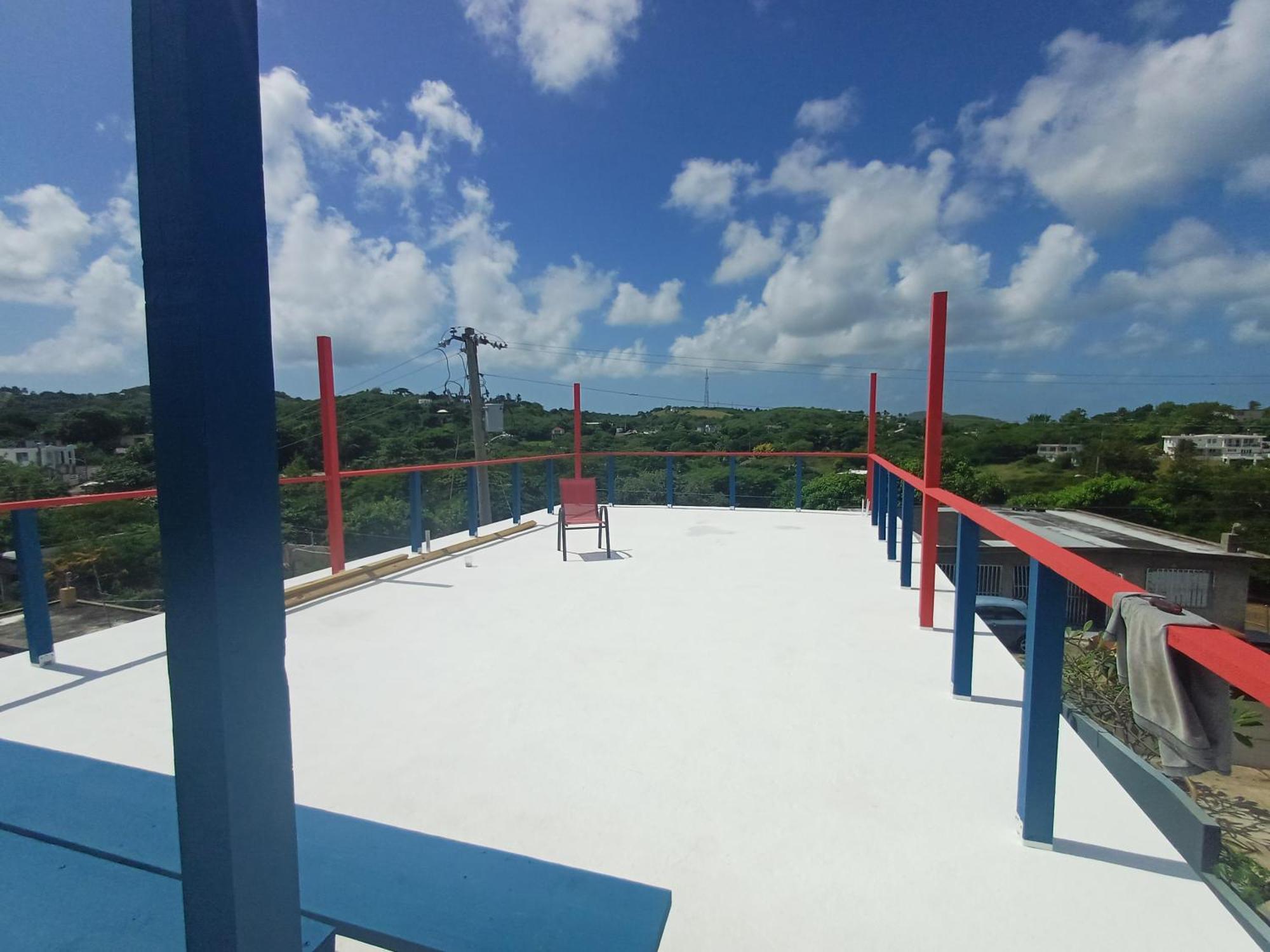 Rooster Run Glamping Camping Has Rooftop And Off The Ground Glamping Experience For 1 To 16 In A Single Tent And Views Of The Rain Forrest And To Culebra Across The Atlantic Ocean W Tents, Linens, Deluxe Air Beds, Warm Shower And More At A Great Pric Vieques Bagian luar foto